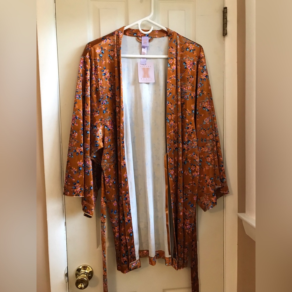 Velvet Psychedelic Robe Savage X Fenty
